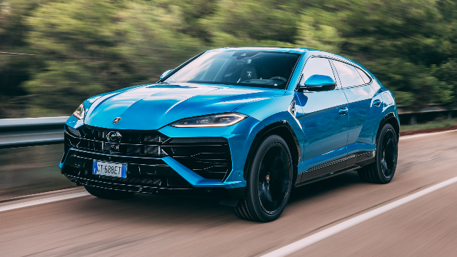 Lamborghini Urus 2025: SUV Supercar yang Menyatukan Kecepatan dan Kemewahan